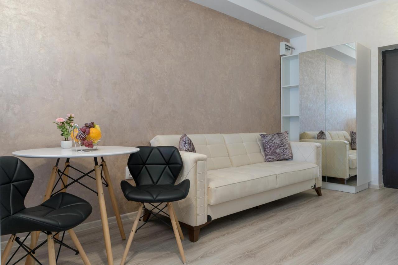 Studios & Apartments Palas By Glam Apartments Яссы Экстерьер фото