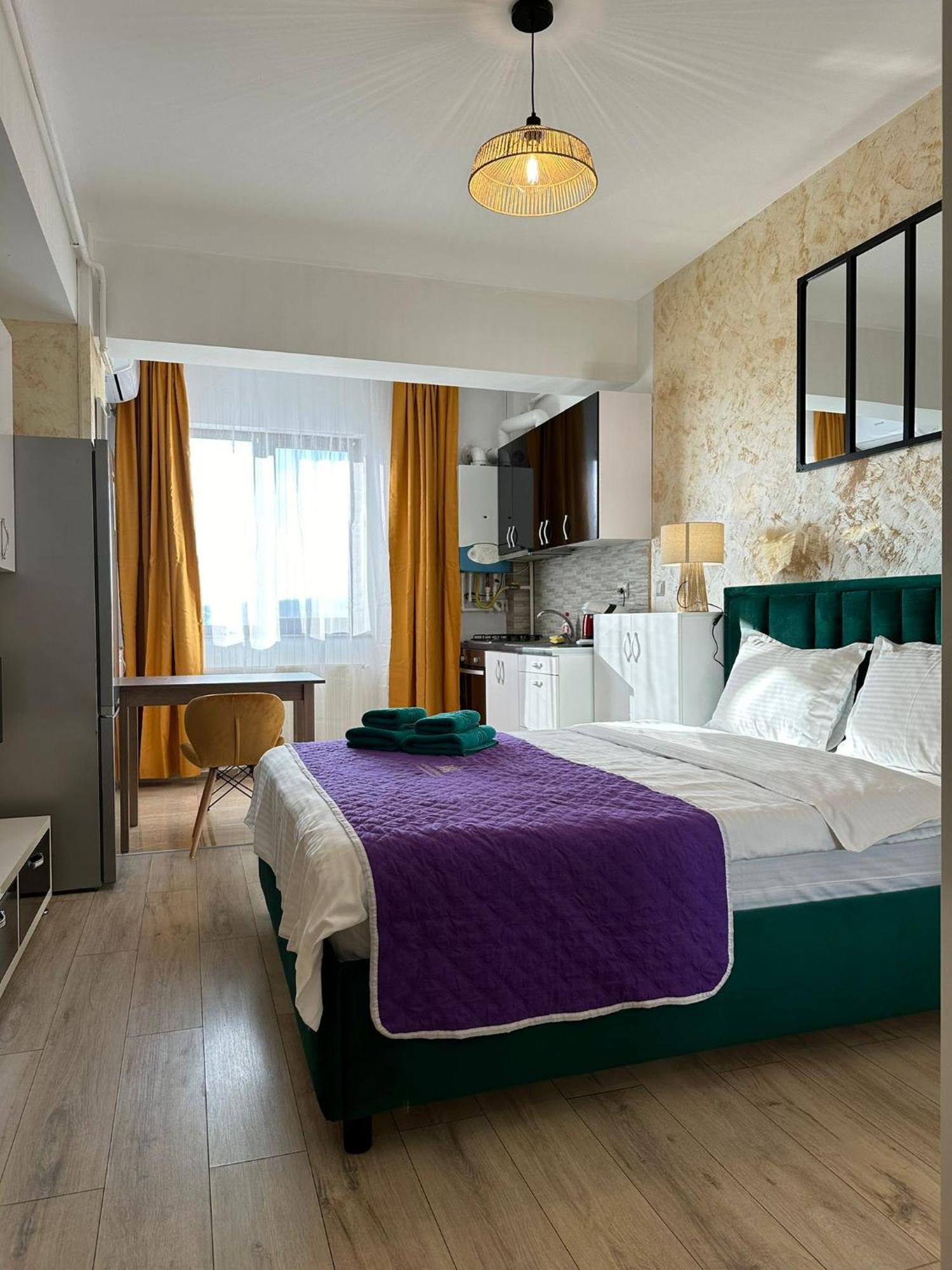 Studios & Apartments Palas By Glam Apartments Яссы Экстерьер фото