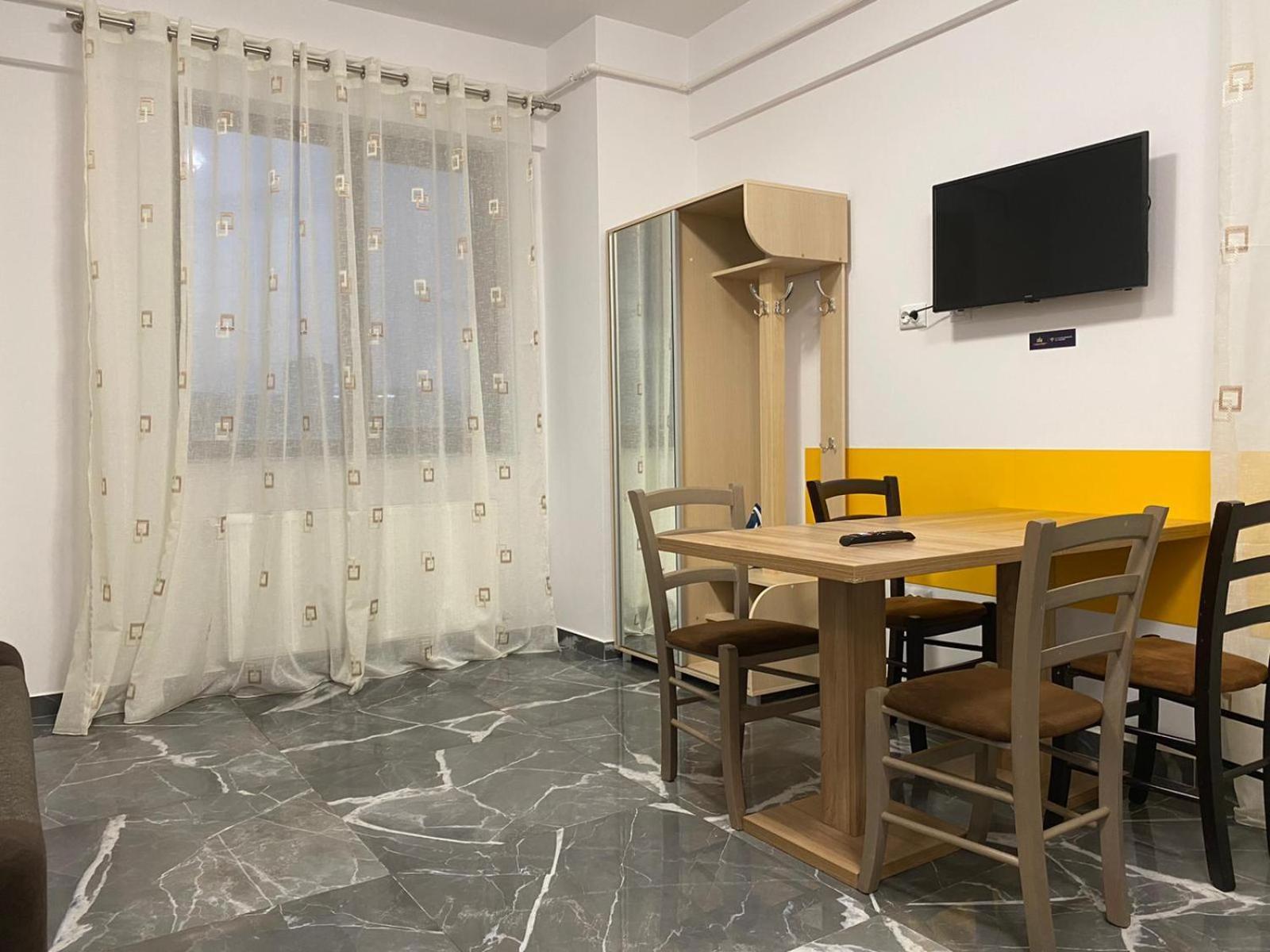 Studios & Apartments Palas By Glam Apartments Яссы Экстерьер фото