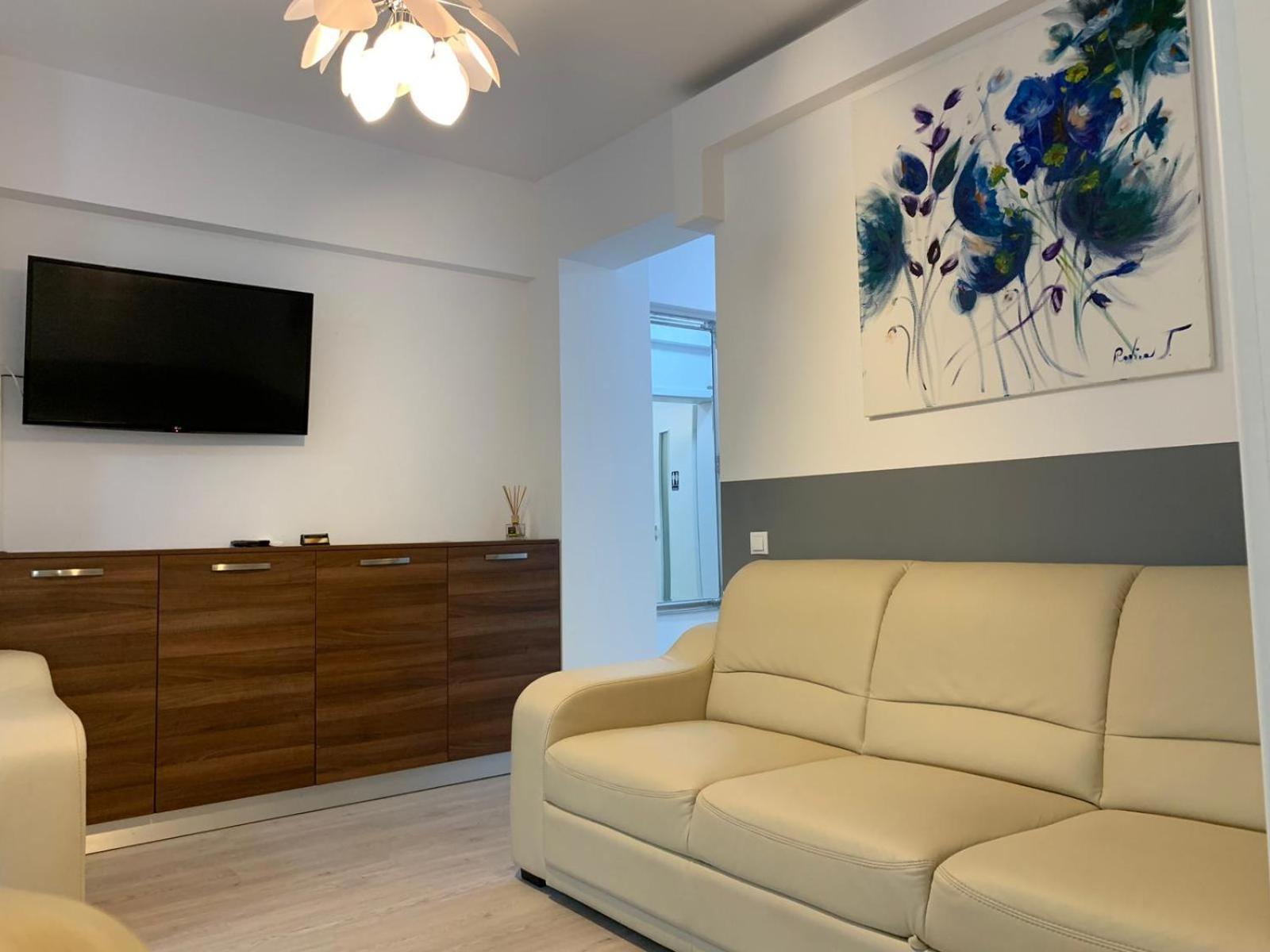 Studios & Apartments Palas By Glam Apartments Яссы Экстерьер фото